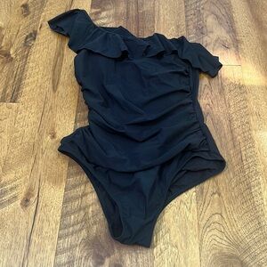 Profile by Gottex Woman’s Ruffle One Piece